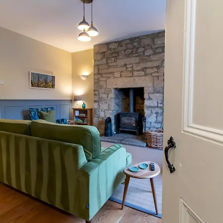 Charming Edwardian Stone Countryside Views - Pass The Keys