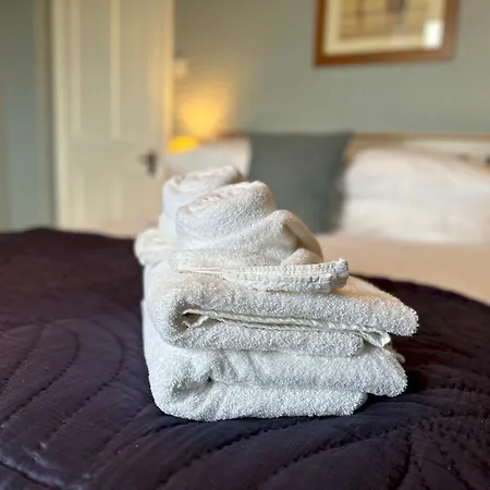 Σπίτι διακοπών Charming Edwardian Stone Countryside Views - Pass The Keys *