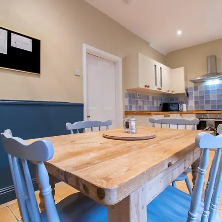 Charming Edwardian Stone Countryside Views - Pass The Keys Stainton (Richmondshire)