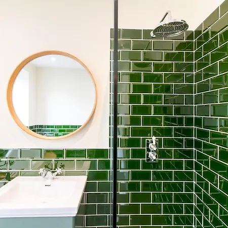 Charming Edwardian Stone Countryside Views - Pass The Keys