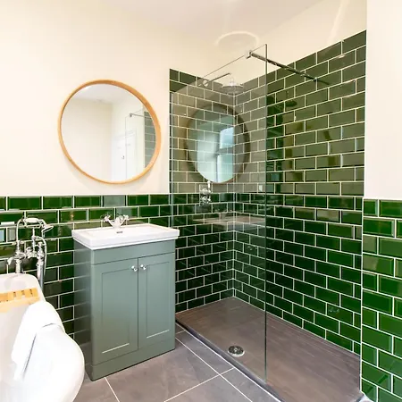 Charming Edwardian Stone Countryside Views - Pass The Keys Holiday home *